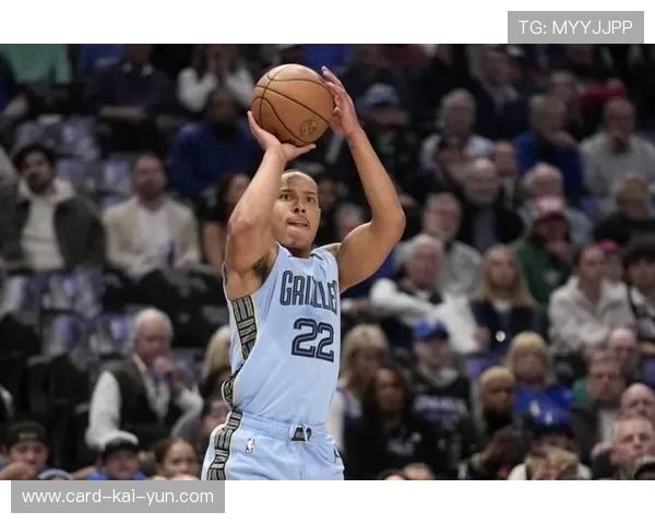 贝恩三分暴击,灰熊直接打停对手 贝恩三分暴击,灰熊直接打停对手