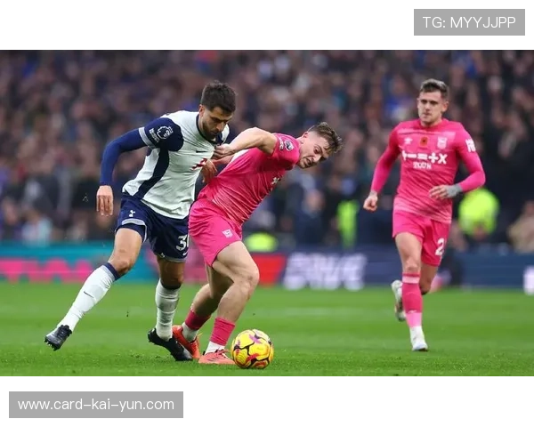 热刺年轻新星替补上场即刻送出制胜助攻——一次点燃希望的夜晚