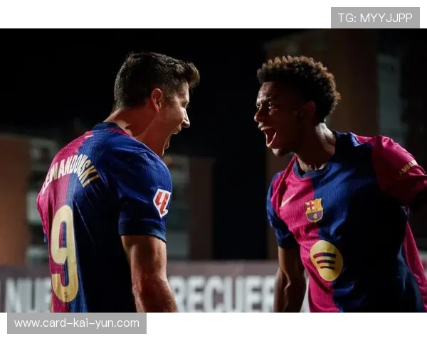 巴萨反击再次成风景,莱万背身分球无比细腻的进攻美学