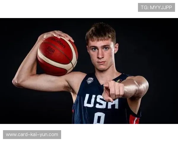 弗拉格外线连中点燃主场